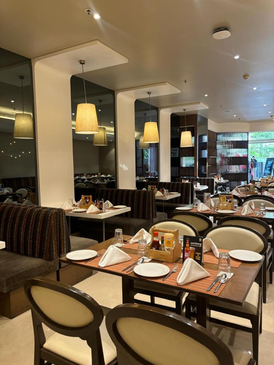 The Fern - Goregaon Bombay Exterior foto