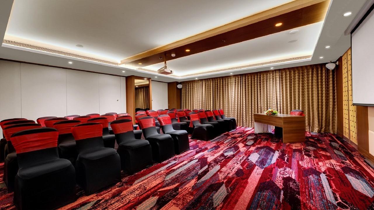 The Fern - Goregaon Bombay Exterior foto